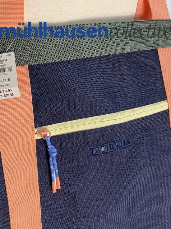 Victoria’s Secret PINK Oversized Tote Bag Navy Coral NWT - Picture 2 of 4